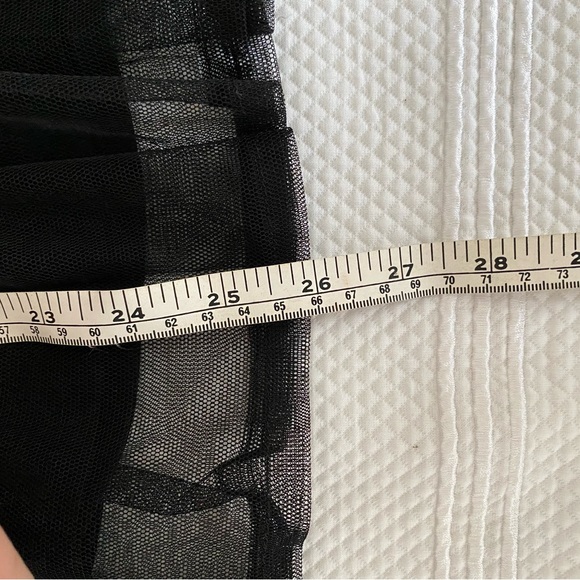 Black Tulle skirt with satin ribbon detailing - Picture 2 of 4